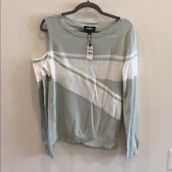 NWT. Express. Cold shoulder sweater mint green M - Picture 1 of 2